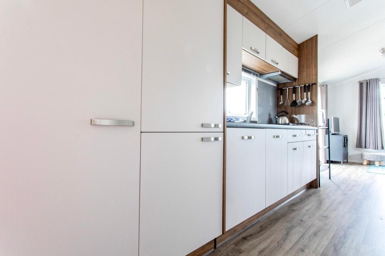 Chalet 3A Op Recreatiepark De Wielen Сінт-Мартен Екстер'єр фото
